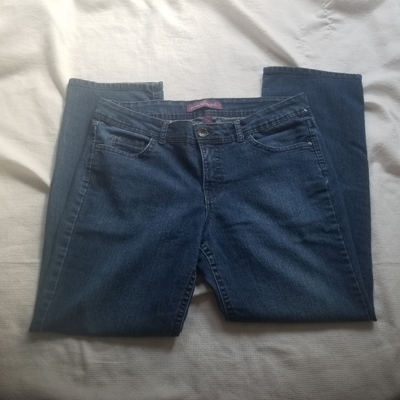 Gloria Vanderbilt  Jeans - Picture 4 of 4